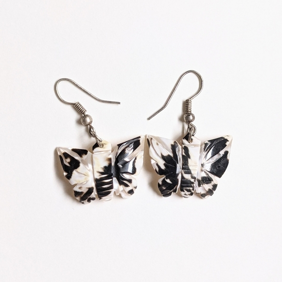 Vintage Black and White Butterfly Earrings - Picture 3 of 9